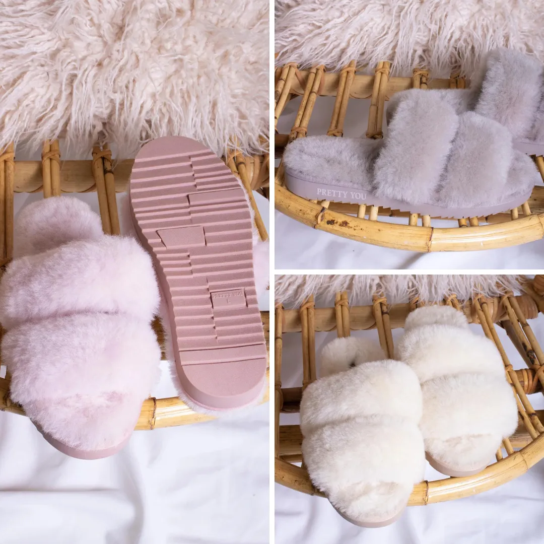 Pretty You London Jinx Natural sheepskin Open Toe Slider Slippers in Natural