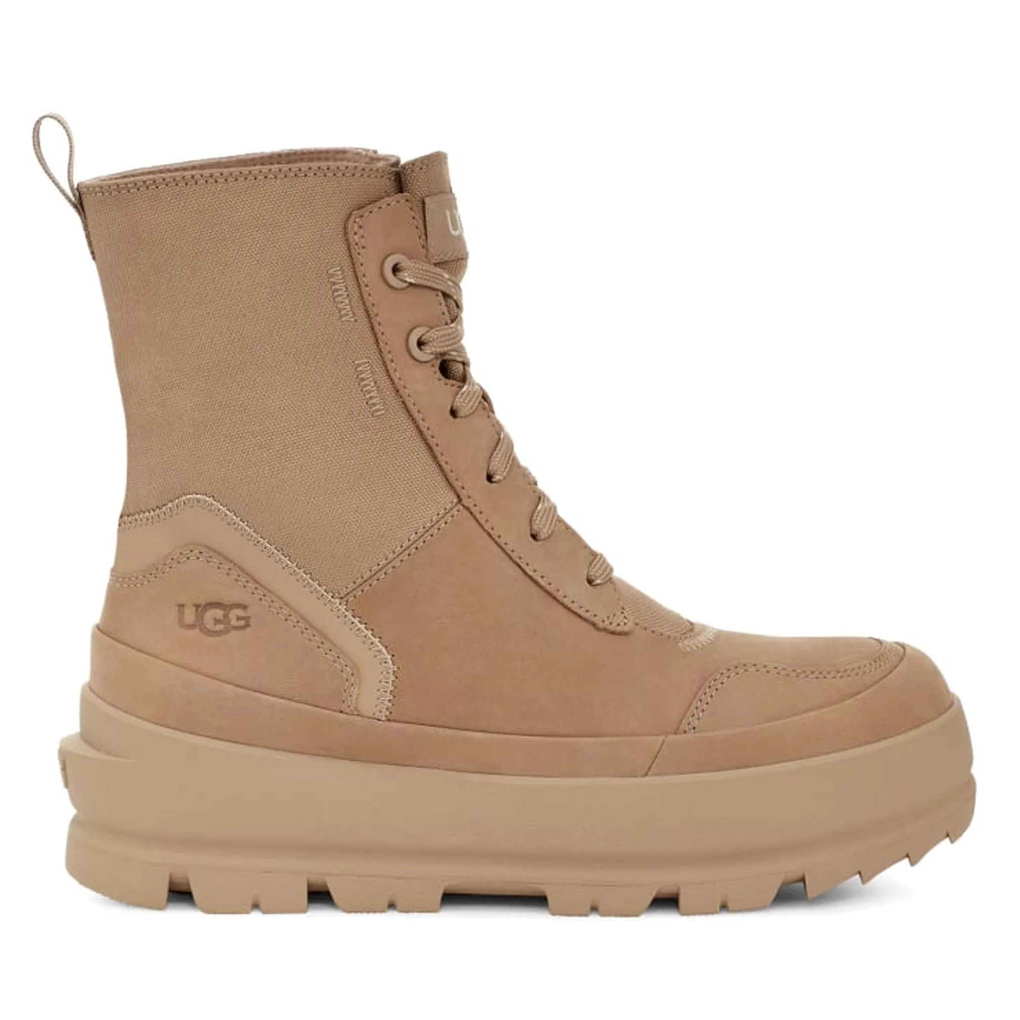 UGG Womens Lug Sand